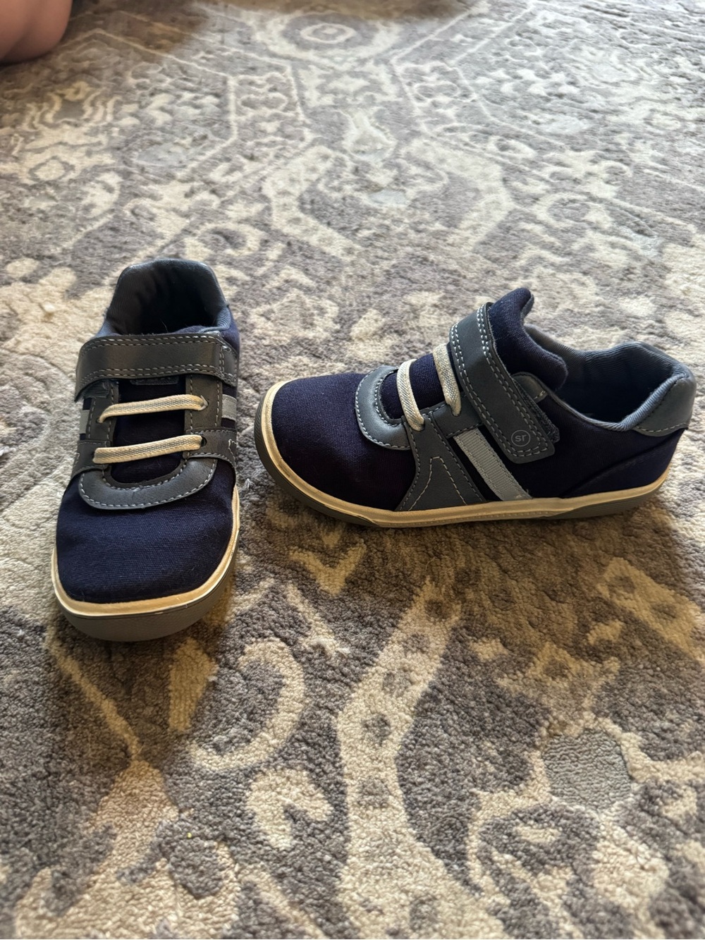 Toddler Stride Rite Navy and Gray Velcro Sneakers